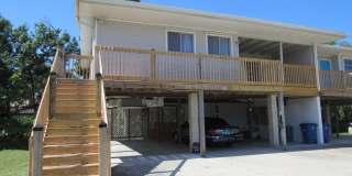 2 bedroom 2 bathroom updated Duplex Gallery 1