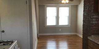 Single Family Home 3 beds 2 full bath Available Now! Gallery 7