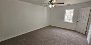Renovated 4 Bedroom Home! Gallery 8