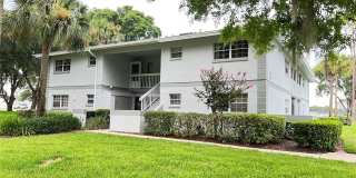 572 FAIRWAYS Lane Gallery 2