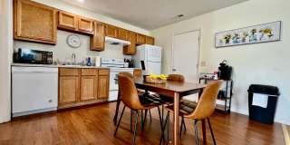 3 Bedroom 1 Bathroom Attached House Gallery 6