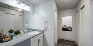 Summit Riverside Apartments Gallery 47