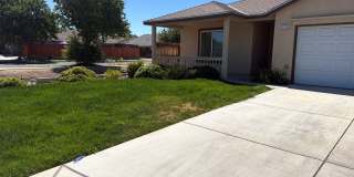 BEAUTIFUL SINGLE STORY HOME ON CORNER LOT Gallery 1