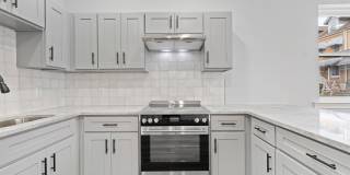 Luxury 1 and 2 bedrooms Gallery 1