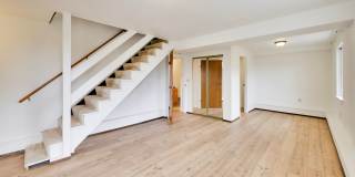 Bright Corner Home with Family Room, Yard & Laundry in Prime Sunset Location! Gallery 21