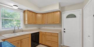 4631 Graceland Avenue Gallery 16