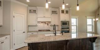 Beautiful Yorktown Home in Highly Desired Bixby West  School Gallery 15