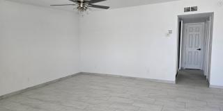 511 N Iroquois  Ave Gallery 5