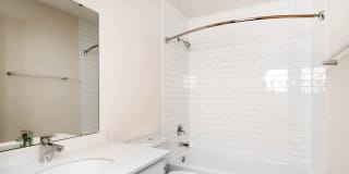 SoMa Square Gallery 72