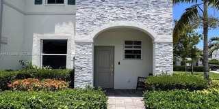 1513 SE 26th Ter Gallery 1