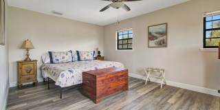 250 E Central Boulevard Gallery 14