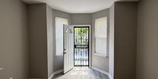 1704 West Diamond street - 2F Gallery 8