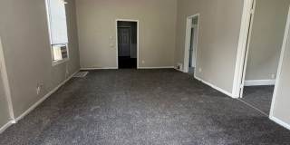 3 Bedroom One Bath! Gallery 4