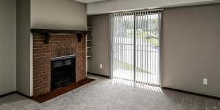 Edgewater Court Apartments Gallery 11