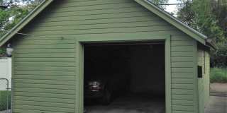 Charming 2 Bedroom Home Near Pioneer Park, Hospitals & Schools! Gallery 17