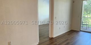 3600 Oaks Clubhouse Dr Gallery 37
