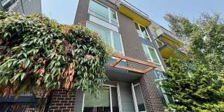 Capitol Hill Condominium ~ Edison Gallery 1