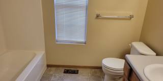 3 Bedroom 2 Bath Close To Missouri State University $1295 Gallery 11