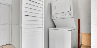 8650 SW 67th Ave Gallery 9