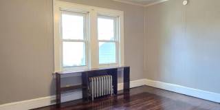 542 Deacon Street Gallery 14