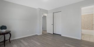 5004 ROANOKE Place Gallery 14