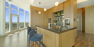 Shoreline Gateway Gallery 17