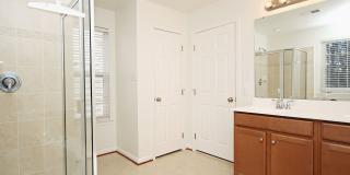 Dog-Friendly Pavilions at Pantops Townhome Gallery 17