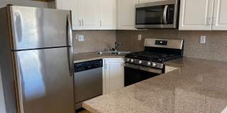 Great 1 bedroom, 1 bathroom - parking included Great 1 bedroom, 1 bathroom - parking included Gallery 1