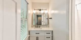 1369 East Rock Springs Road Northeast Gallery 9