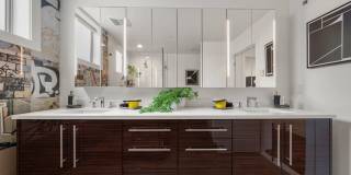 Stunning 2 Bed 3 Bath Home in Queen Anne Gallery 31