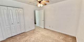 4-BR Home in Shadow Mountain @ Green Valley Gallery 22