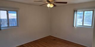 3 Bedroom 2 bathroom minutes from UNM and local shopping Gallery 8