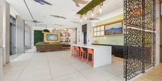 Solaire 8200 Dixon Gallery 21