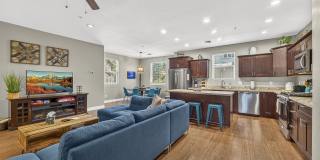 2561 W Cripple Creek Drive Gallery 2