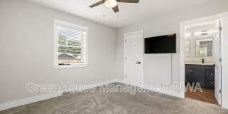 808 NW 11th Street Gallery 22