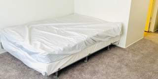 Studio Apartment on Las Vegas Strip - Close to all of the Excitement & More!! Gallery 46