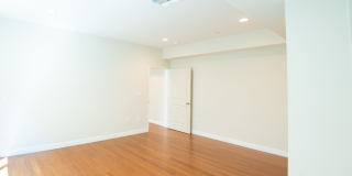 1452 S Bedford St Gallery 12