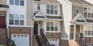 Fantastic Three Bedroom Townhouse in Charlotte Gallery 25