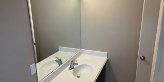 Bristol Square Apartments Gallery 103