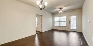 Majors Place Gallery 25