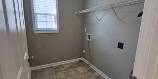 NEW LISTING!!!!! Gallery 18