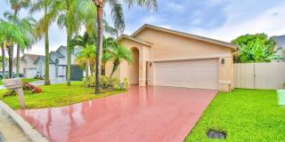 1456 Waterway Cove Drive Gallery 1