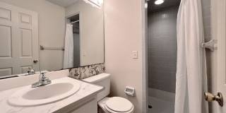 Two-Bedroom Townhome in Winter Haven Gallery 12