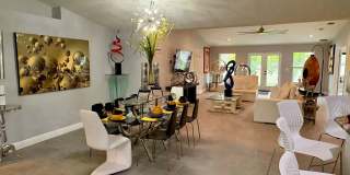 Spacious updated 4/2/2 Home Centrally Located in PSL! Gallery 1