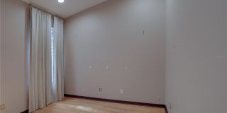 30 N LAWSONA Boulevard Gallery 10