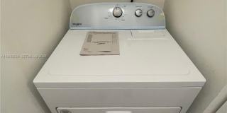 6821 SW 44th St Gallery 8