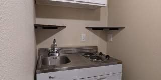 Great 1-Bedroom, 1-Bath Apartment In Springfield With On-site Laundry! Great 1-Bedroom, 1-Bath Apartment In Springfield With On-site Laundry! Gallery 6