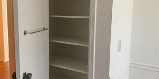 Great 2 Bedroom Condo ! Gallery 11