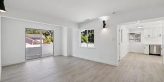 Stunning Luxury 2BR with Wraparound Deck in Downtown Palo Alto Gallery 8
