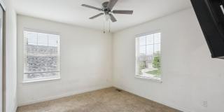 Charming 4BR House in Parker with 900 sq feet Finished Basement Gallery 7